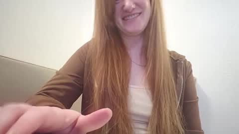 Snapshot of xxmariebliss chatting on May 20, 2:01 pm xxmariebliss online show from May 20, 2:01 pm