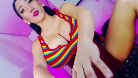 Jasmine online show from July 14, 10:32 am