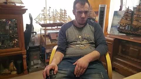 xxScubaStevexx online show from March 12, 8:26 pm