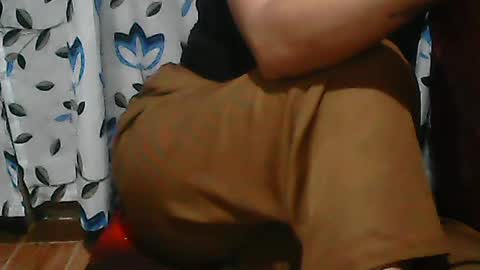 Snapshot of xxstacy_hottie chatting on June 12, 2:10 am xxstacy_hottie online show from June 12, 2:10 am