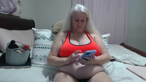 Snapshot of xxtammy123xx chatting on January 17, 2:22 pm tammy123 online show from January 17, 2:22 pm