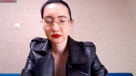 Snapshot of xxx_goddes_xxx chatting on February 10, 10:58 pm Andariel online show from February 10, 10:58 pm