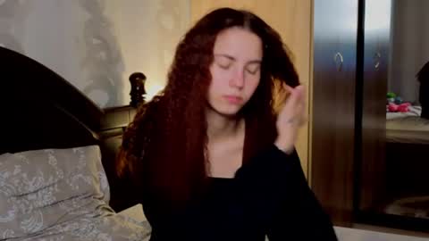 Snapshot of xxx_hotbae_xxx chatting on August 5, 4:37 am Eva online show from August 5, 4:37 am