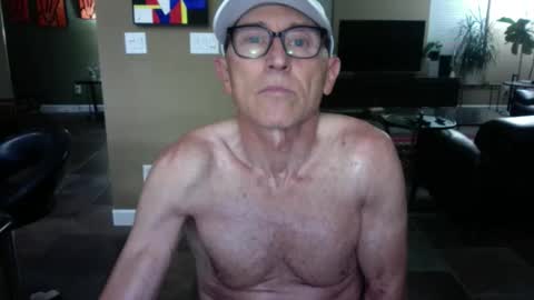 Snapshot of xxxc351900 chatting on June 9, 4:02 am AZ Available online show from June 9, 4:02 am
