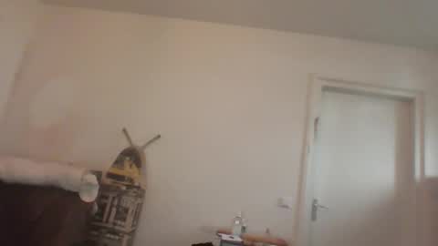 Snapshot of xxxdanidoomsdayxxx chatting on May 9, 2:33 pm Danielle online show from May 9, 2:33 pm