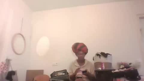 Danielle online show from May 16, 4:17 pm