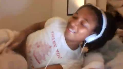Danielle online show from June 6, 10:58 pm
