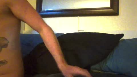 Snapshot of xxxelentdick chatting on March 25, 12:44 pm deeeeznutz online show from March 25, 12:44 pm