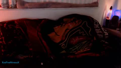 Snapshot of xxxfiveninexxx chatting on December 12, 7:08 am XxxFiveNinexxX online show from December 12, 7:08 am