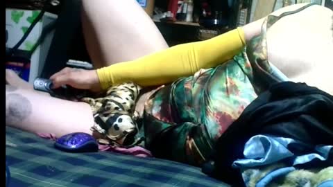 Snapshot of xxxgarterfreekxx chatting on February 10, 12:39 pm Silky Lingerie grrl online show from February 10, 12:39 pm