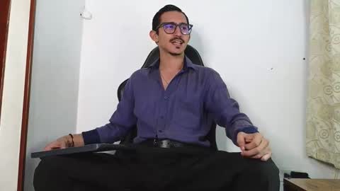 Snapshot of xxxhome_alonexxx chatting on February 2, 7:12 pm Kev online show from February 2, 7:12 pm