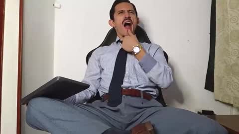 Snapshot of xxxhome_alonexxx chatting on February 10, 7:40 pm Kev online show from February 10, 7:40 pm