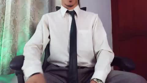 Snapshot of xxxhome_alonexxx chatting on May 26, 8:05 pm Kev online show from May 26, 8:05 pm