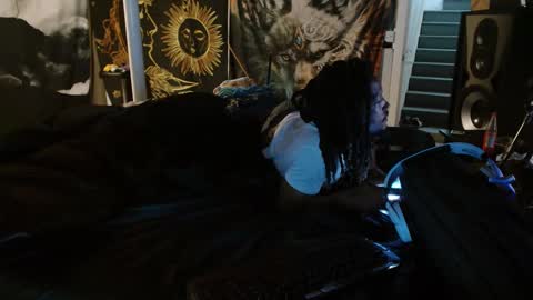 xxxjrstrokesxxx online show from September 15, 4:29 pm