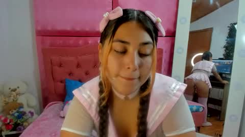 Snapshot of xxxsarita_cute chatting on May 21, 1:56 am Sara online show from May 21, 1:56 am