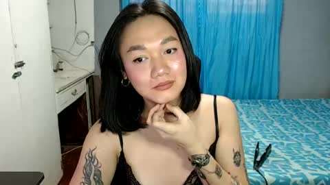 Melissa online show from June 18, 2:56 am