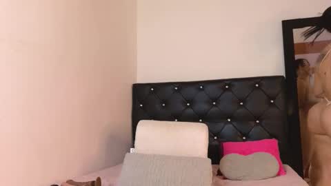 xxxtatianabustyxxx online show from September 9, 4:06 pm