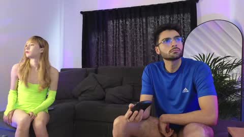 July and Fer online show from February 4, 5:45 pm