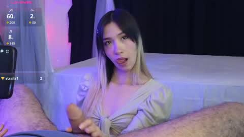 Snapshot of xxxvandersexxx chatting on July 6, 11:29 am July and Fer online show from July 6, 11:29 am
