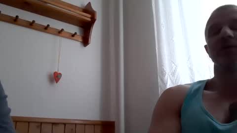 Snapshot of xyloreto80 chatting on May 9, 4:01 pm xyloreto80 online show from May 9, 4:01 pm