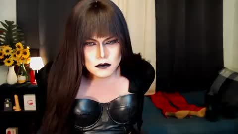 QueenMarina online show from October 8, 5:49 am