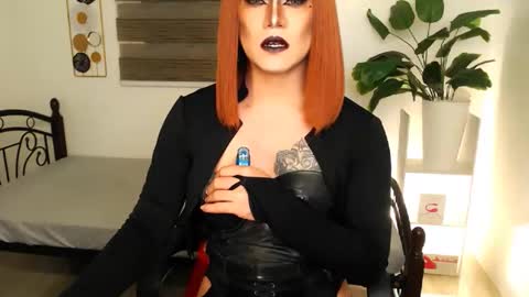 QueenMarina online show from May 5, 8:28 pm