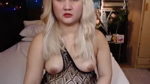 Angela online show from October 27, 12:58 am