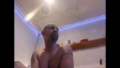 Snapshot of xzbib chatting on December 22, 12:27 pm Xzbib online show from December 22, 12:27 pm