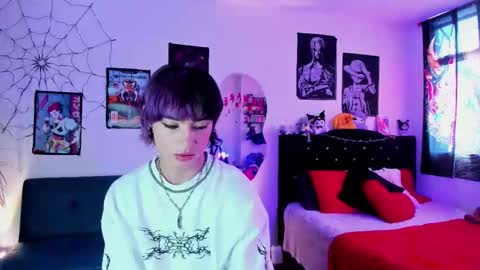 xzerox_ online show from February 10, 5:17 pm