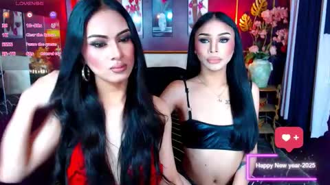 Snapshot of y0unggoddess69xxx chatting on January 19, 1:53 am y0unggoddess69xxx online show from January 19, 1:53 am