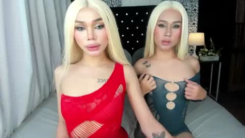 Snapshot of y0unggoddess69xxx chatting on July 8, 9:03 am y0unggoddess69xxx online show from July 8, 9:03 am