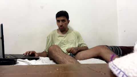 Snapshot of y0ungwithbrowndick chatting on February 10, 4:41 am BROWN DICK online show from February 10, 4:41 am