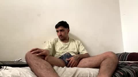Snapshot of y0ungwithbrowndick chatting on March 2, 1:27 pm BROWN DICK online show from March 2, 1:27 pm
