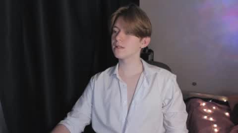 y0ursteve online show from December 1, 6:07 am