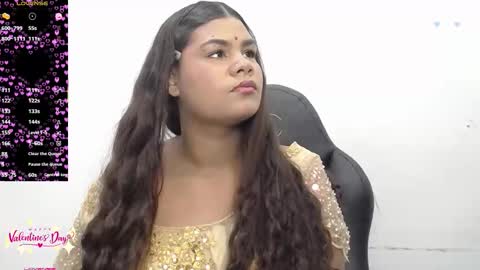 yazhini online show from February 12, 11:38 am