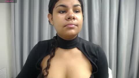 Snapshot of yaazhini457034 chatting on June 13, 11:41 am yazhini online show from June 13, 11:41 am
