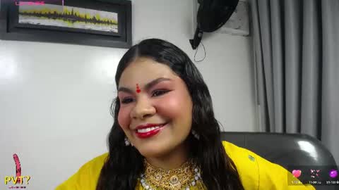 Snapshot of yaazhini457034 chatting on July 23, 11:30 am yazhini online show from July 23, 11:30 am