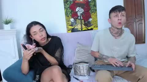 Snapshot of yake_elizabeth chatting on June 17, 8:54 pm yake elizabeth online show from June 17, 8:54 pm