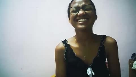 Snapshot of yalane chatting on November 24, 6:51 pm yalane online show from November 24, 6:51 pm