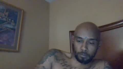 Snapshot of yallfavoritecouple chatting on March 13, 6:42 am YallFav0rit3couple online show from March 13, 6:42 am