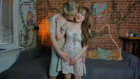 Snapshot of yami_yami_yami chatting on September 13, 1:55 pm Mia and Andry online show from September 13, 1:55 pm