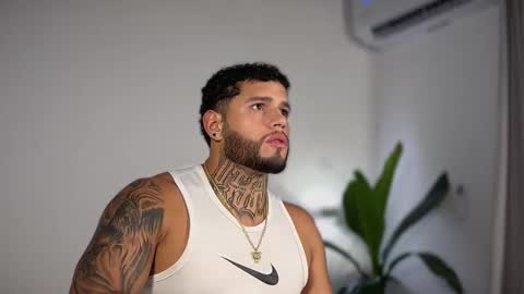 yamp sambrano online show from October 29, 2:14 am