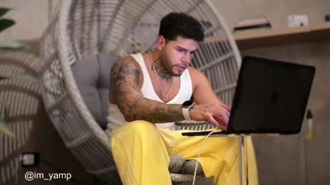 yamp sambrano online show from May 2, 3:00 am