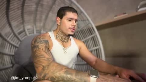 Snapshot of yamp_bigcock chatting on June 14, 12:19 am yamp sambrano online show from June 14, 12:19 am