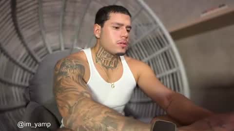 Snapshot of yamp_bigcock chatting on June 26, 3:00 am yamp sambrano online show from June 26, 3:00 am