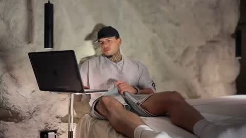 Snapshot of yamp_bigcock chatting on August 1, 4:34 am yamp sambrano online show from August 1, 4:34 am