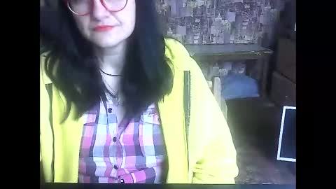 yanafiesta online show from May 1, 8:41 am