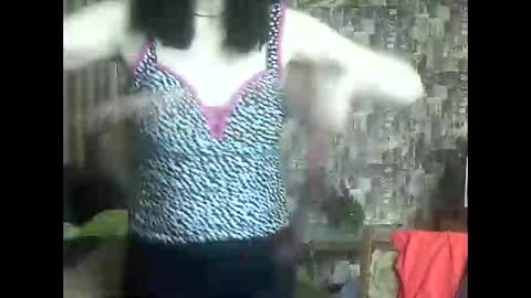 Snapshot of yanafiesta chatting on May 12, 11:51 am yanafiesta online show from May 12, 11:51 am
