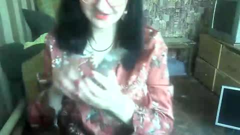 Snapshot of yanafiesta chatting on May 19, 12:11 pm yanafiesta online show from May 19, 12:11 pm