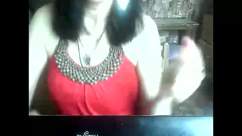 Snapshot of yanafiesta chatting on May 25, 11:16 am yanafiesta online show from May 25, 11:16 am